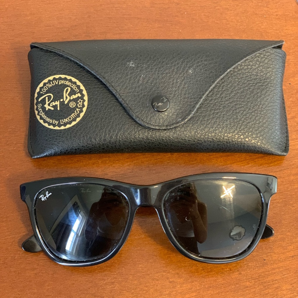 Ray Ban black sunglasses
